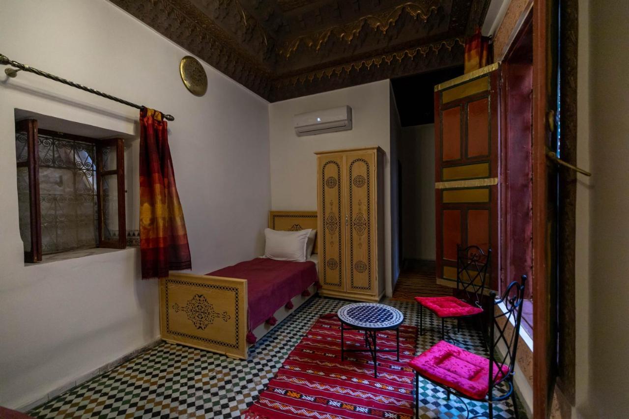 Riad Qamar Fez Esterno foto